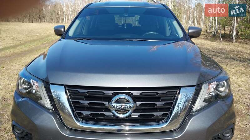 Nissan Pathfinder 2018
