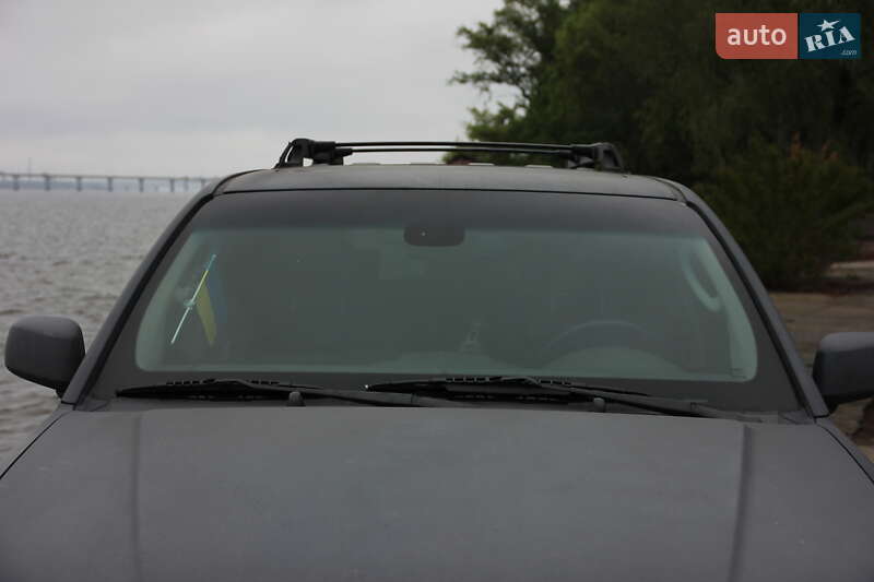 Внедорожник / Кроссовер Nissan Pathfinder 2005 в Днепре