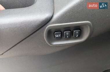 Позашляховик / Кросовер Nissan Pathfinder 2006 в Дніпрі