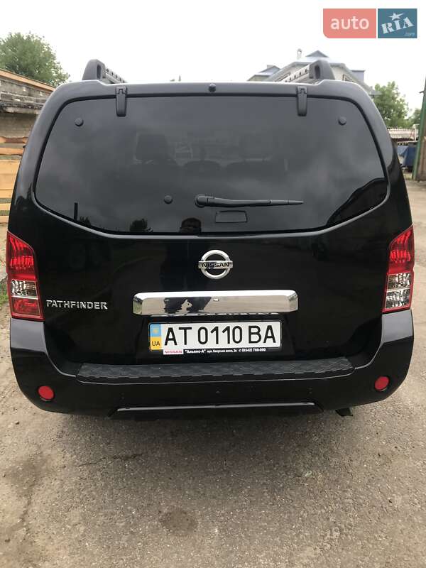 Позашляховик / Кросовер Nissan Pathfinder 2014 в Івано-Франківську