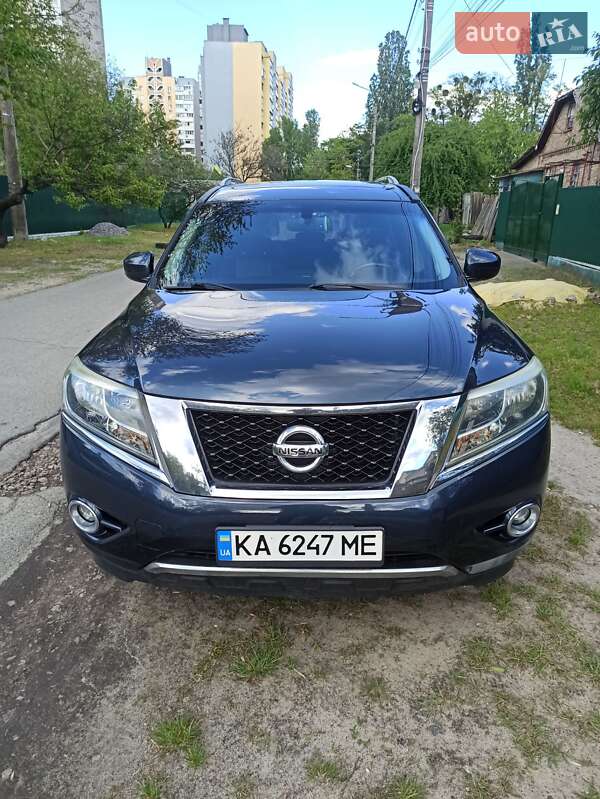 Nissan Pathfinder 2013