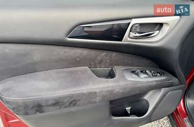 Внедорожник / Кроссовер Nissan Pathfinder 2013 в 