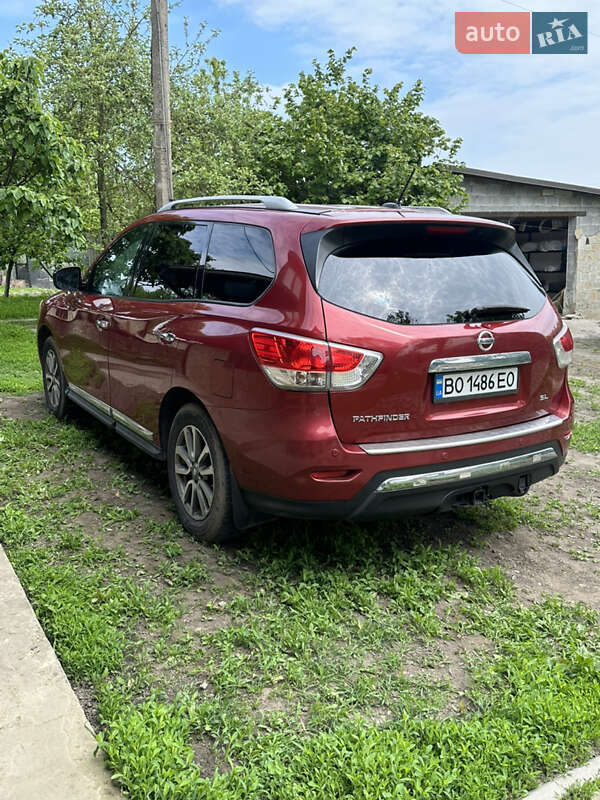 Nissan Pathfinder 2014