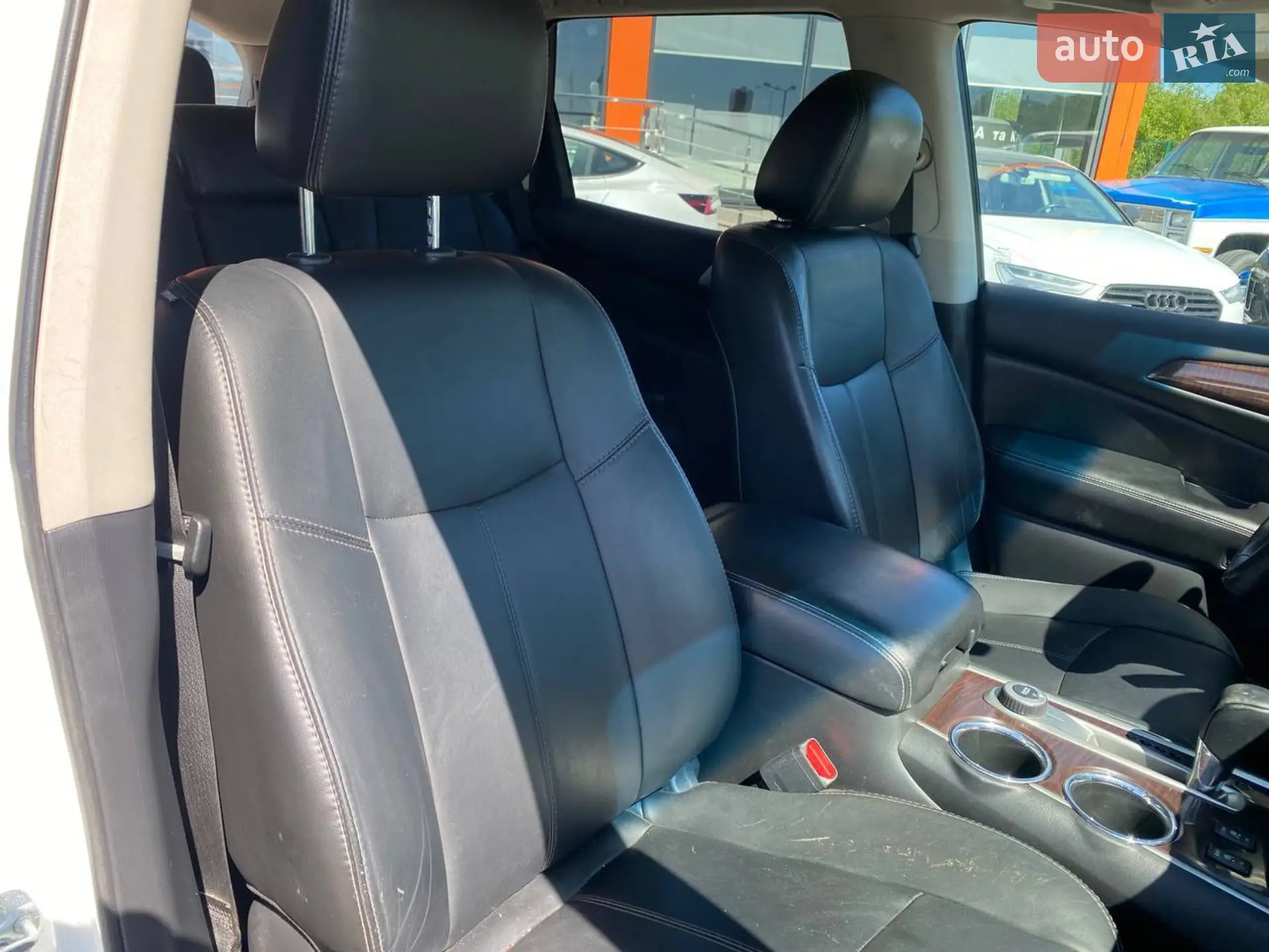 2014 Nissan Pathfinder - мініатюра 27