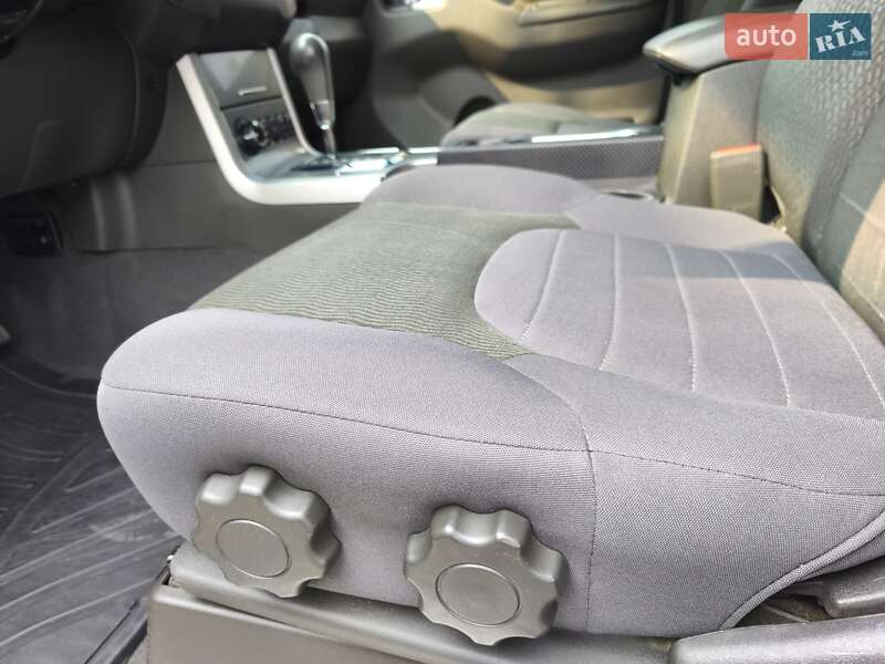Позашляховик / Кросовер Nissan Pathfinder 2012 в Дніпрі