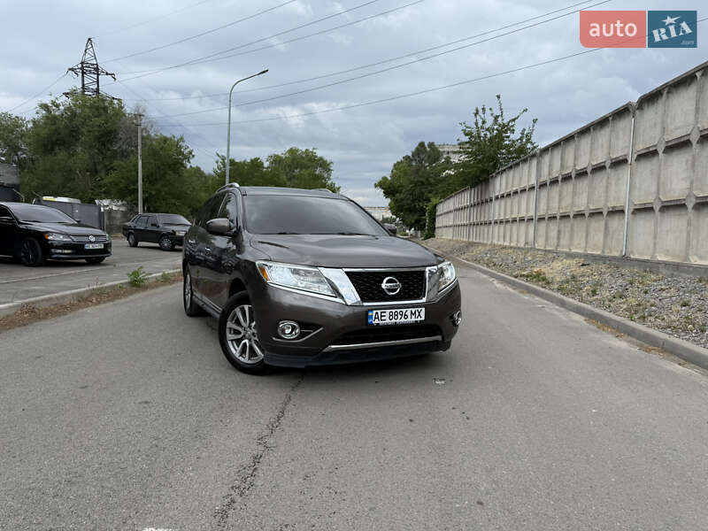 Nissan Pathfinder 2016