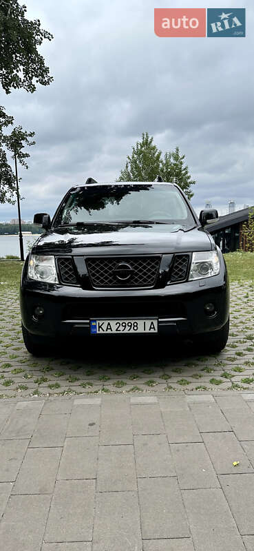 Позашляховик / Кросовер Nissan Pathfinder 2014 в Києві