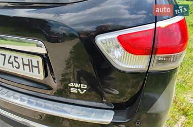 Внедорожник / Кроссовер Nissan Pathfinder 2013 в 