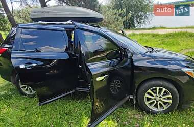 Внедорожник / Кроссовер Nissan Pathfinder 2013 в 
