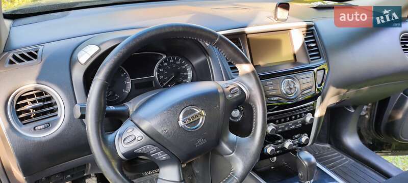 Позашляховик / Кросовер Nissan Pathfinder 2013 в Хмельницькому