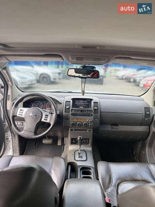 Внедорожник / Кроссовер Nissan Pathfinder 2007 в Одессе