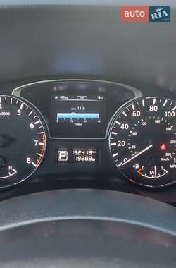 Позашляховик / Кросовер Nissan Pathfinder 2013 в Фастові