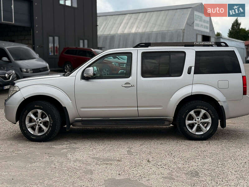Внедорожник / Кроссовер Nissan Pathfinder 2007 в Львове