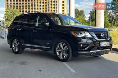 Внедорожник / Кроссовер Nissan Pathfinder 2013 в 
