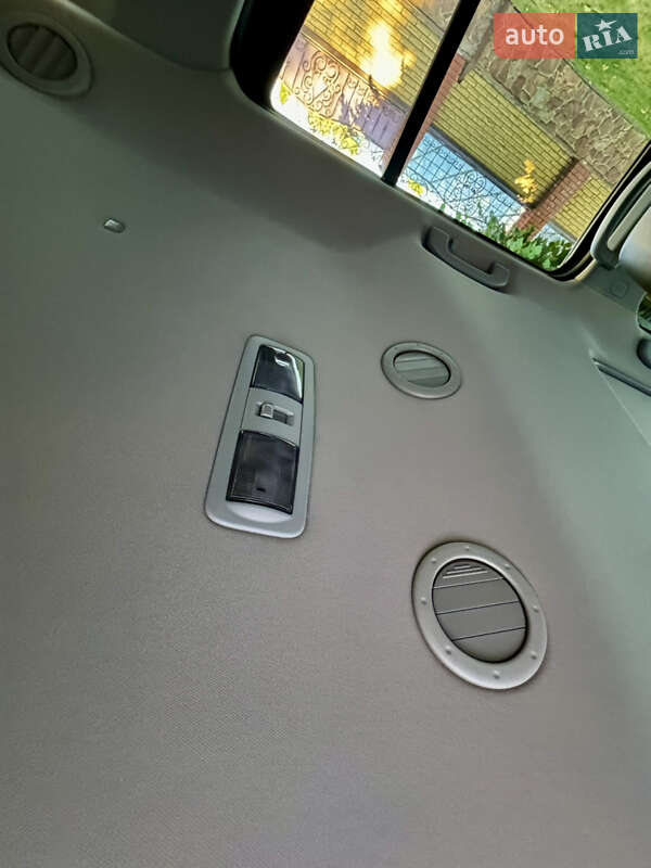 Внедорожник / Кроссовер Nissan Pathfinder 2011 в Ровно