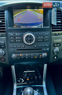 Позашляховик / Кросовер Nissan Pathfinder 2011 в 