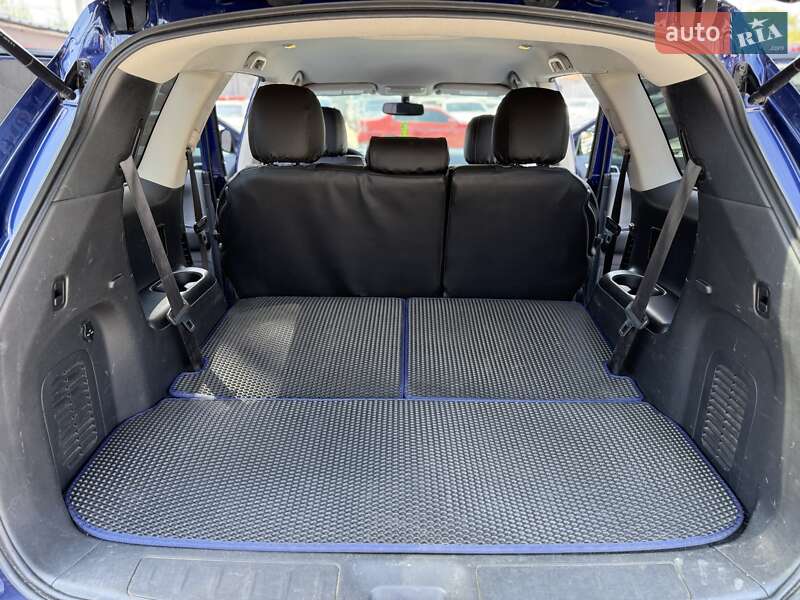 Позашляховик / Кросовер Nissan Pathfinder 2016 в Дніпрі