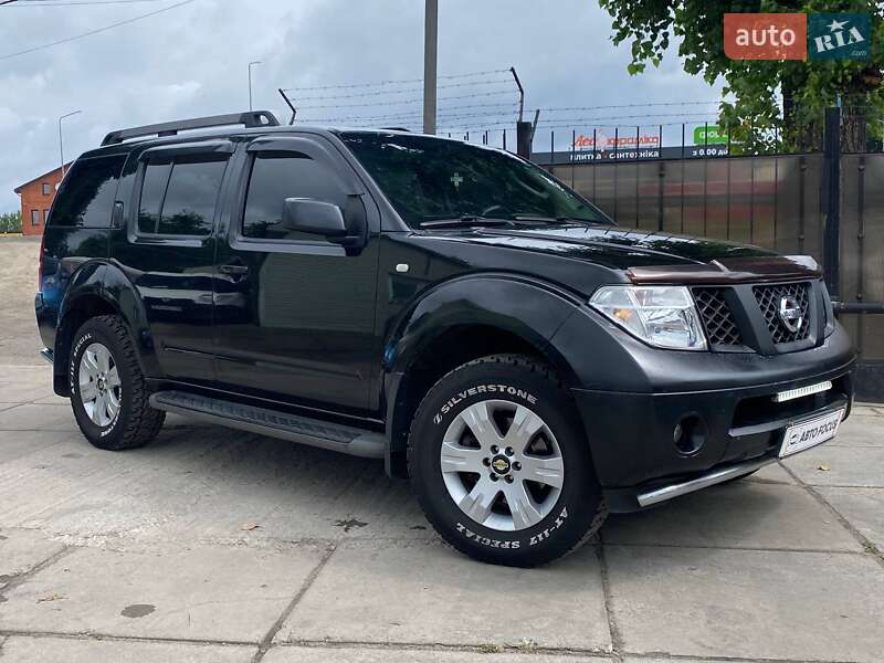Nissan Pathfinder 2005