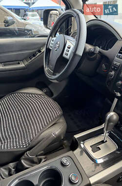 Внедорожник / Кроссовер Nissan Pathfinder 2014 в 