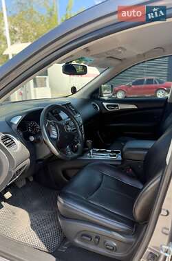 Внедорожник / Кроссовер Nissan Pathfinder 2019 в 