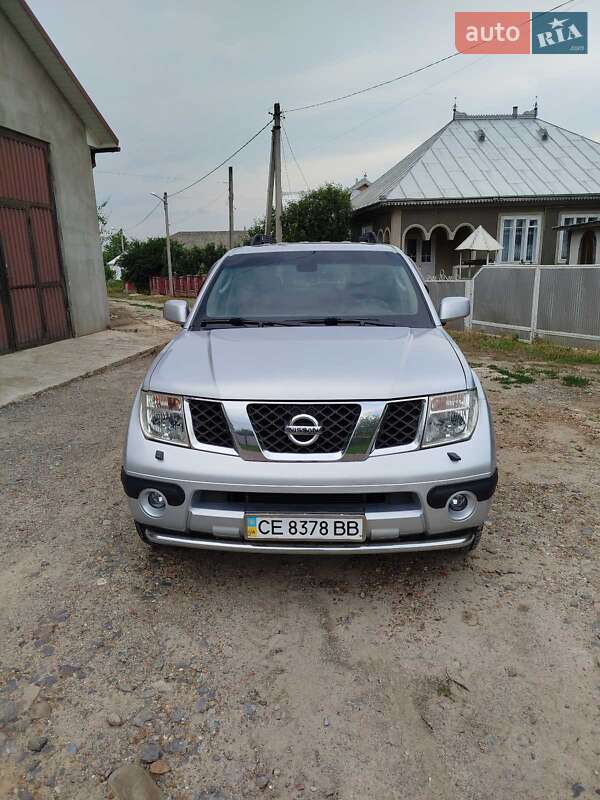 Позашляховик / Кросовер Nissan Pathfinder 2006 в Чернівцях