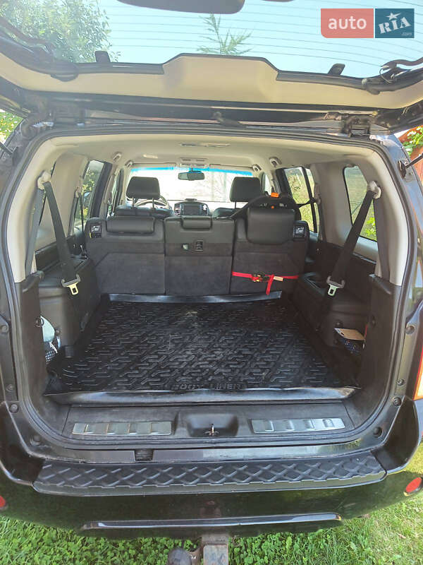 Позашляховик / Кросовер Nissan Pathfinder 2013 в Києві