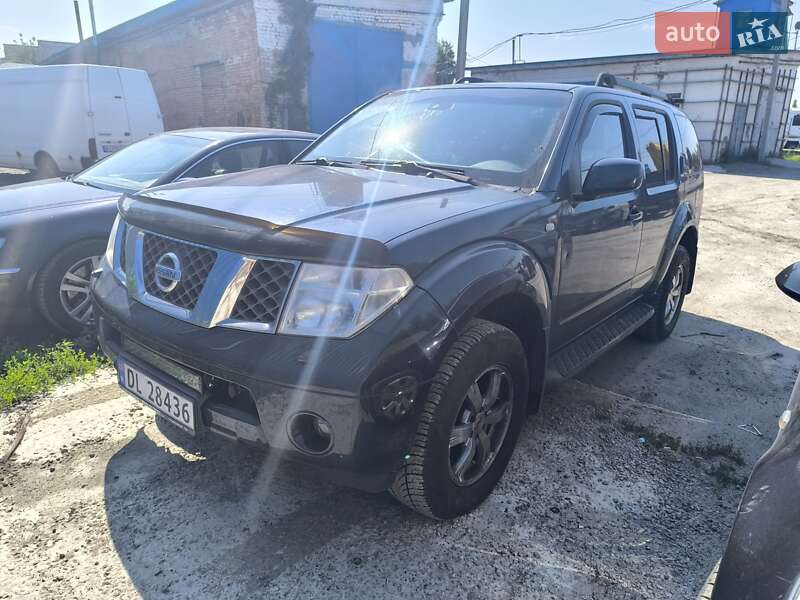 Nissan Pathfinder 2006