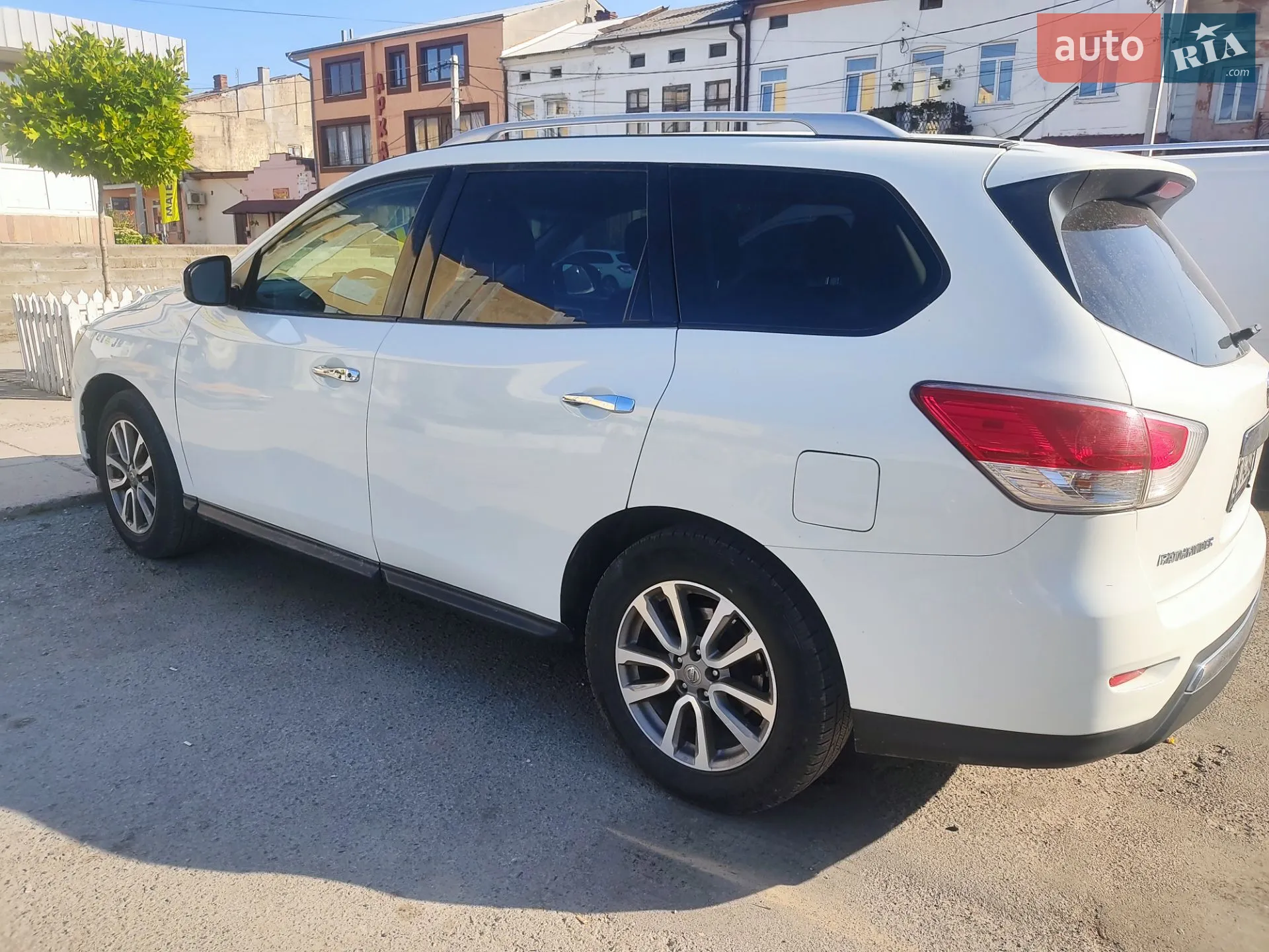 2015 Nissan Pathfinder - мініатюра 8