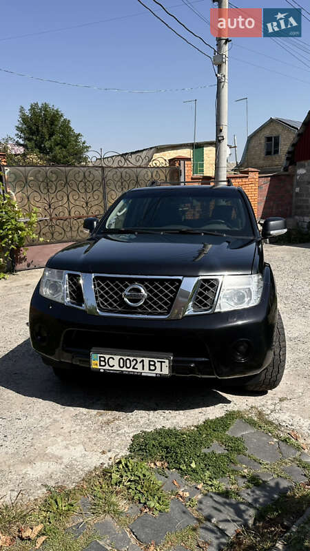 Внедорожник / Кроссовер Nissan Pathfinder 2014 в 