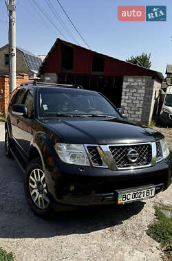 Внедорожник / Кроссовер Nissan Pathfinder 2014 в 
