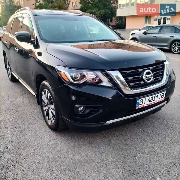 Nissan Pathfinder 2018