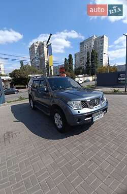 Позашляховик / Кросовер Nissan Pathfinder 2006 в Харкові