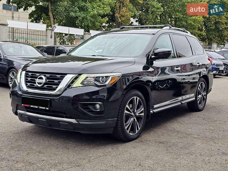 Nissan Pathfinder 2016