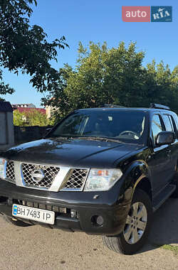 Позашляховик / Кросовер Nissan Pathfinder 2005 в Одесі
