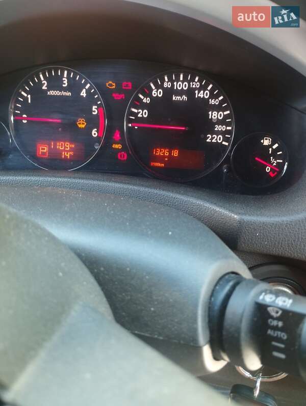 Внедорожник / Кроссовер Nissan Pathfinder 2012 в Львове