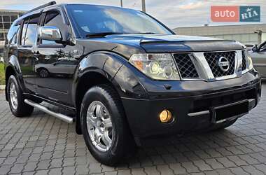 Внедорожник / Кроссовер Nissan Pathfinder 2006 в 