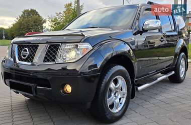Внедорожник / Кроссовер Nissan Pathfinder 2006 в 