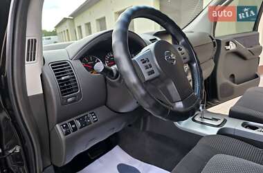 Внедорожник / Кроссовер Nissan Pathfinder 2006 в 
