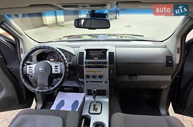 Внедорожник / Кроссовер Nissan Pathfinder 2006 в 