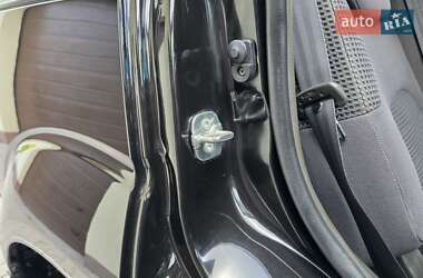 Внедорожник / Кроссовер Nissan Pathfinder 2006 в 