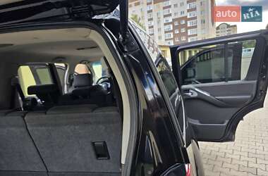 Внедорожник / Кроссовер Nissan Pathfinder 2006 в 