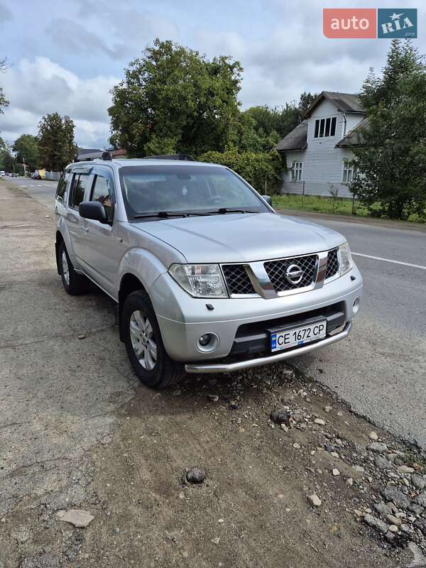 Внедорожник / Кроссовер Nissan Pathfinder 2007 в 