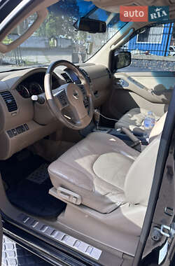 Внедорожник / Кроссовер Nissan Pathfinder 2007 в 