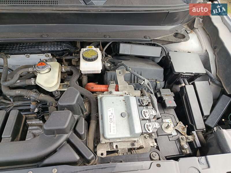 Позашляховик / Кросовер Nissan Pathfinder 2013 в Києві фото 10 Позашляховик / Кросовер Nissan Pathfinder 2013 в Києві