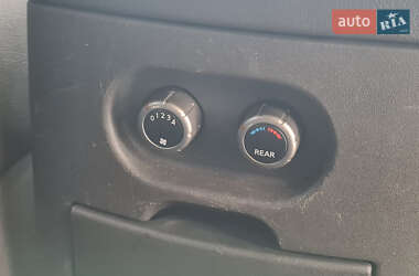 Внедорожник / Кроссовер Nissan Pathfinder 2005 в 