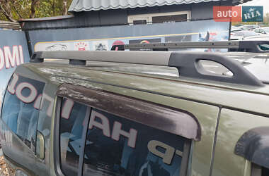 Внедорожник / Кроссовер Nissan Pathfinder 2005 в 
