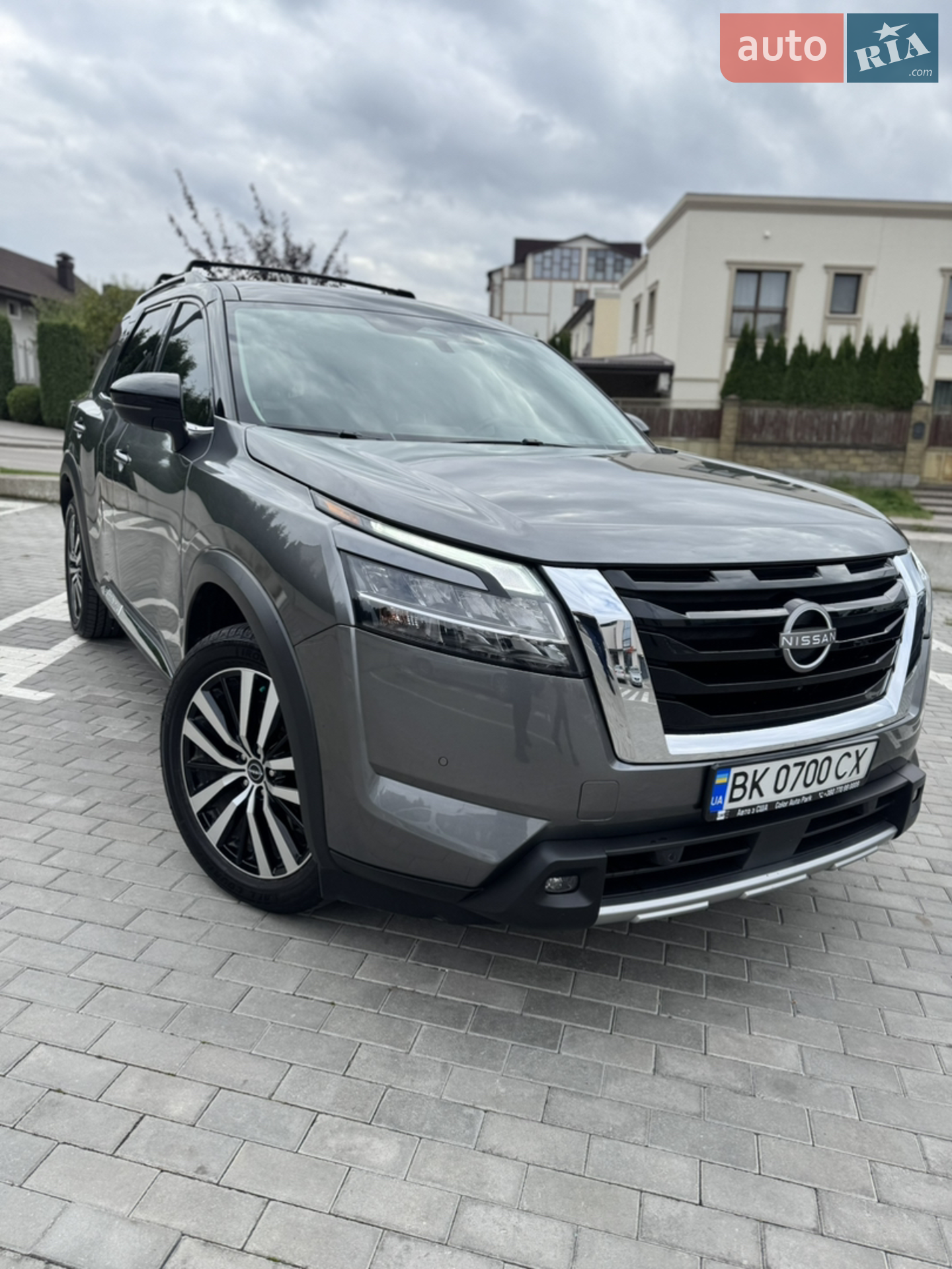 2022 Nissan Pathfinder - мініатюра 2