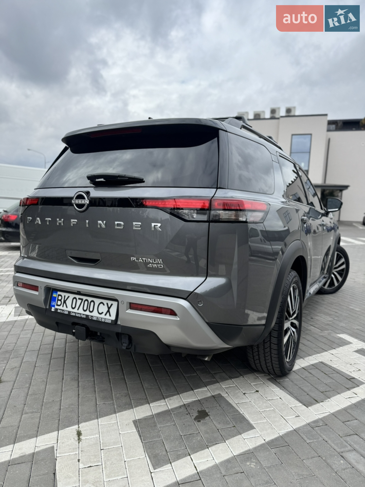 2022 Nissan Pathfinder - мініатюра 12