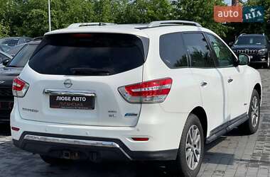 Позашляховик / Кросовер Nissan Pathfinder 2013 в  фото 6 Позашляховик / Кросовер Nissan Pathfinder 2013 в