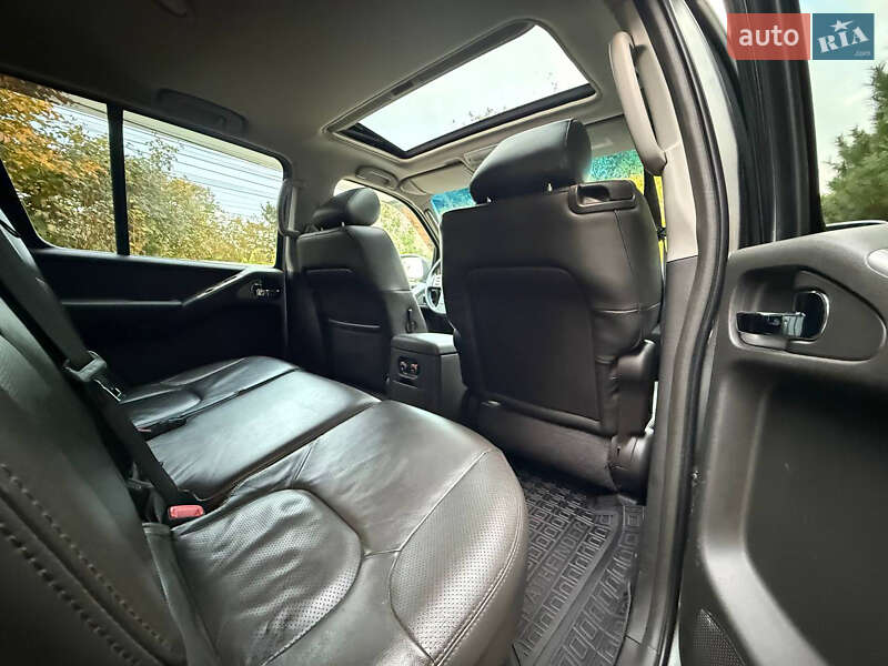Внедорожник / Кроссовер Nissan Pathfinder 2005 в Одессе фото 51 Внедорожник / Кроссовер Nissan Pathfinder 2005 в Одессе